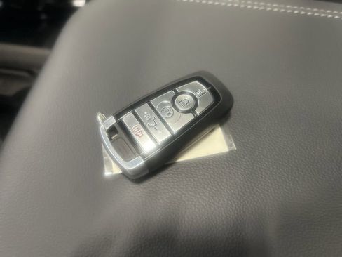 New 2026 Ford F350 Lariat w/ FX4 Off-Road Package image 27