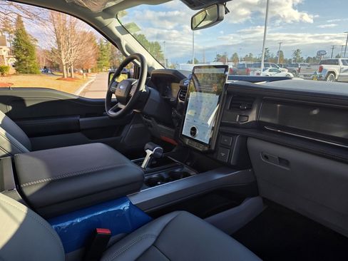 New 2025 Ford F150 Lightning Flash image 25