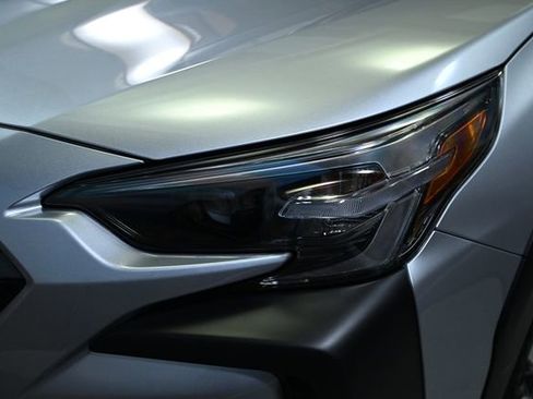 Certified 2025 Subaru Outback Limited image 18