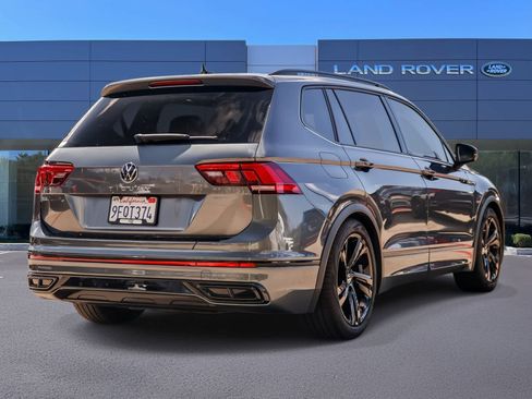 Used 2023 Volkswagen Tiguan SE R-Line image 4