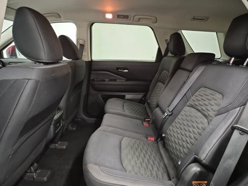 Certified 2022 Nissan Pathfinder SV w/ SV Black Package image 20