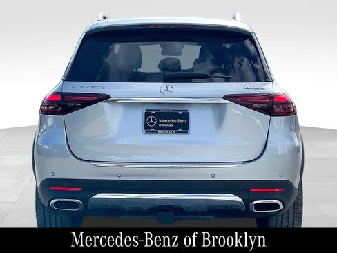 Used 2025 Mercedes-Benz GLE 450e 4MATIC image 5