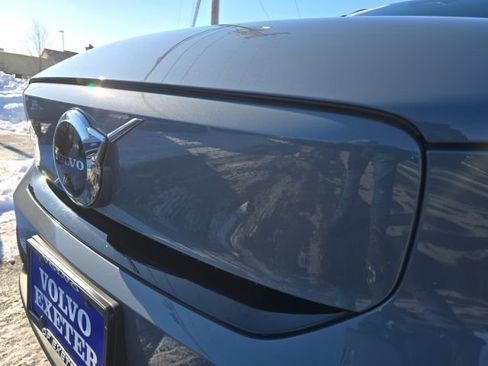 Certified 2023 Volvo XC40 Recharge Ultimate w/ Protection Package Premier image 15