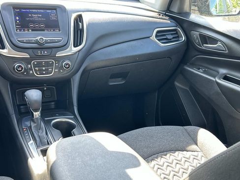 Used 2024 Chevrolet Equinox LT FWD image 26