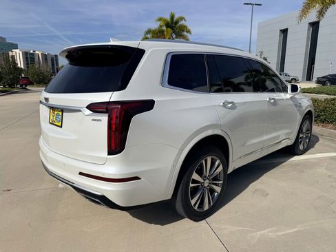 Used 2020 Cadillac XT6 Premium Luxury image 3