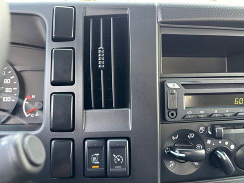 Used 2024 Chevrolet Low Cab Forward image 17