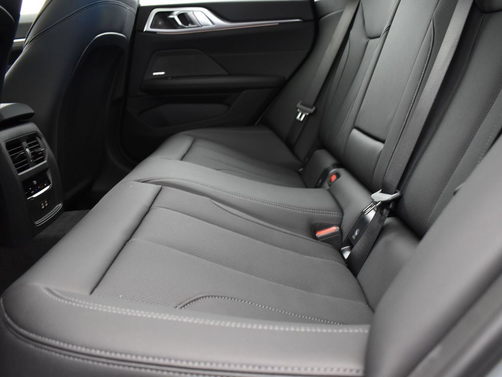 Certified 2026 BMW 430i w/ M Sport Package RWD image 16