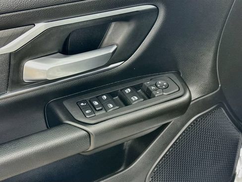 Used 2025 RAM 1500 Big Horn AWD/4WD image 17