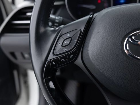 Used 2018 Toyota C-HR XLE image 35