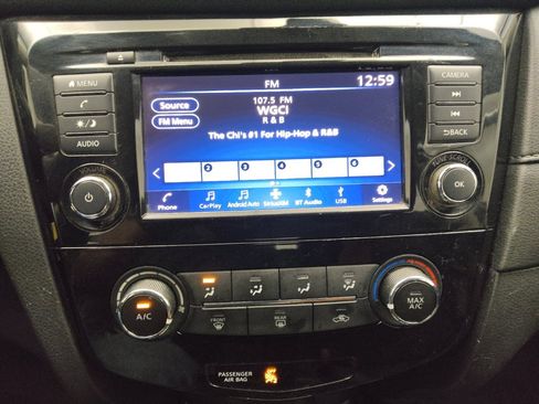 Used 2020 Nissan Rogue S FWD image 25