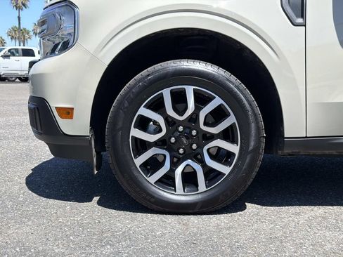 Certified 2024 Ford Maverick Lariat FWD image 28