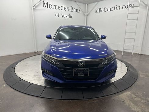 Used 2019 Honda Accord Sport image 2