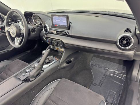 Used 2020 MAZDA MX-5 Miata RF Club w/ Brembo/BBS Recaro Package image 12