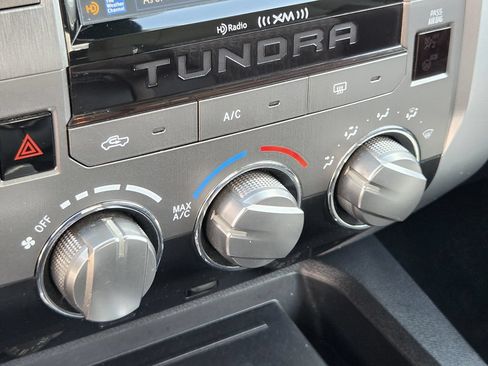 Used 2018 Toyota Tundra SR5 w/ SR5 Upgrade Package RWD image 19