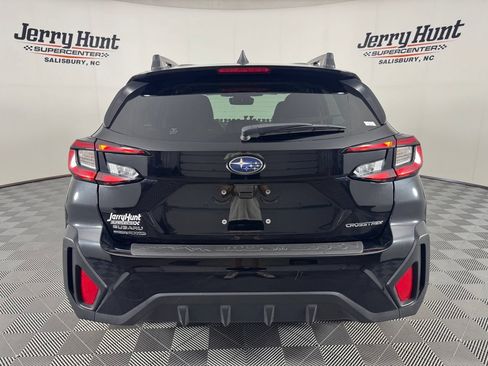 Used 2025 Subaru Crosstrek 2.5i Premium AWD/4WD image 7