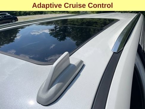 Certified 2024 Cadillac Escalade ESV Premium Luxury AWD/4WD image 9