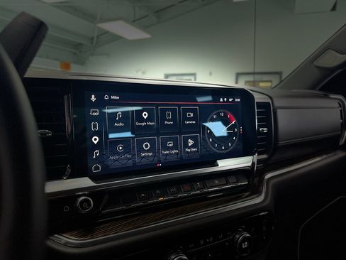 Used 2023 GMC Sierra 1500 Elevation AWD/4WD image 23