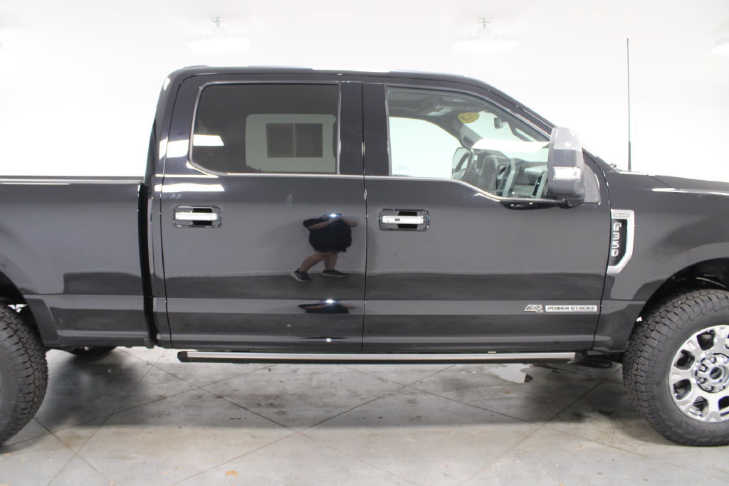Used 2022 Ford F350 King Ranch w/ King Ranch Ultimate Package AWD/4WD image 11