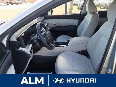 New 2026 Hyundai Tucson SE image 13