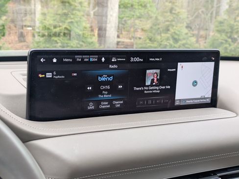 Used 2024 Genesis GV80 3.5T w/ Advanced Package image 19