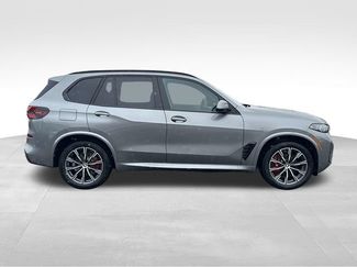 New 2026 BMW X5 xDrive40i w/ M Sport Package video 2