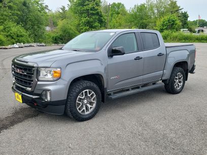 Used 2022 GMC Canyon AT4 w/ Trailering Package