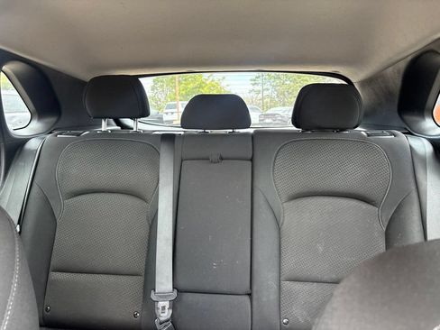 Used 2018 Hyundai Elantra GT FWD image 24