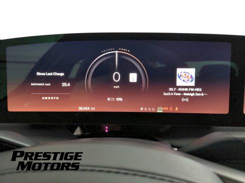 Used 2023 Lucid Air Touring AWD/4WD image 16