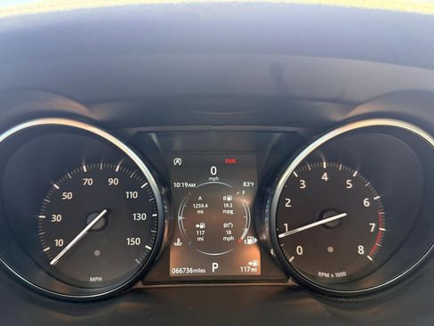 Used 2019 Land Rover Range Rover Evoque SE AWD/4WD image 18