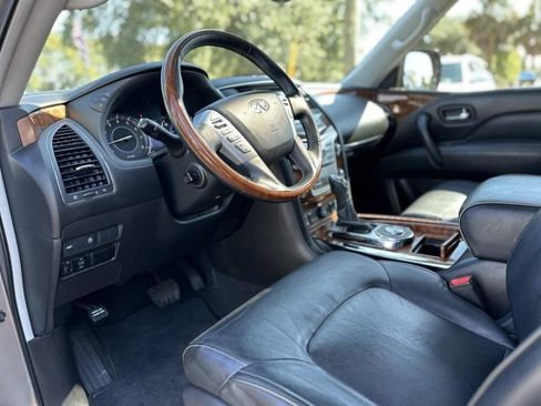 Used 2018 INFINITI QX80 Base image 14