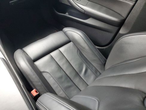 Used 2023 BMW M5 w/ Executive Package image 15