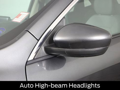 Certified 2020 Ford Escape SE image 19