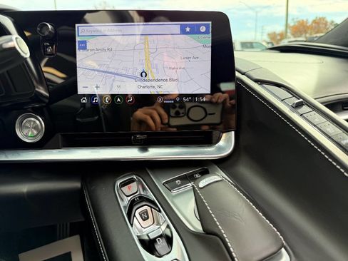 Used 2022 Chevrolet Corvette Stingray Premium Cpe w/ Z51 Performance Package image 33