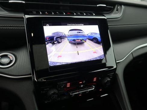 New 2025 Jeep Grand Cherokee Altitude image 6