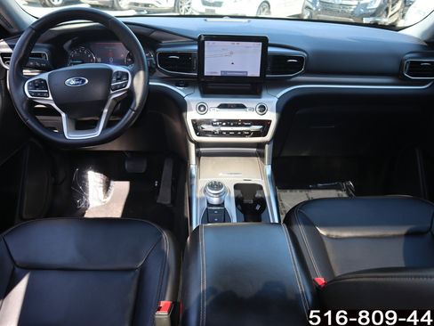 Used 2022 Ford Explorer XLT w/ Equipment Group 202A image 14