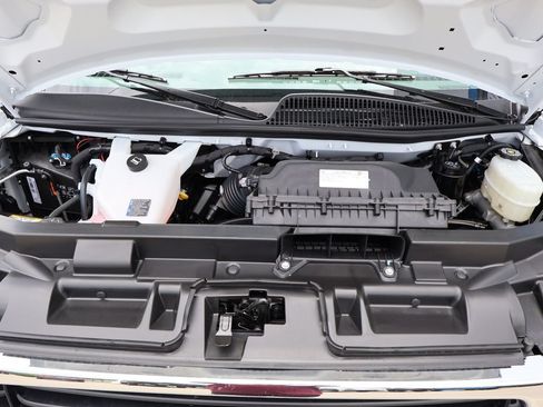 New 2026 GMC Savana 2500 w/ Enhanced Convenience Package RWD image 31