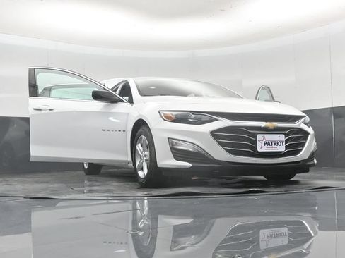 Used 2021 Chevrolet Malibu LS FWD image 61