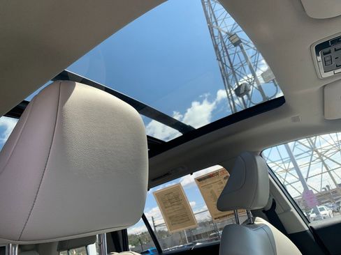 Used 2024 Toyota Grand Highlander XLE image 20