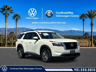 Used 2024 Nissan Pathfinder SV
