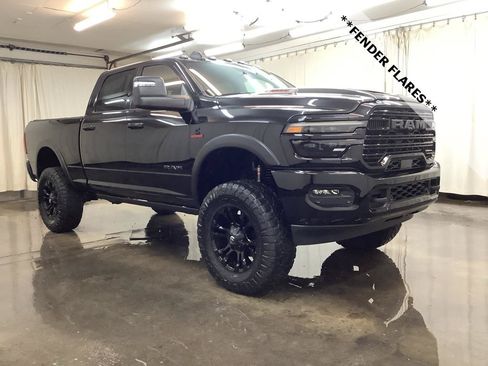 New 2025 RAM 2500 Laramie AWD/4WD image 3