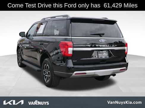 Used 2024 Ford Expedition XLT image 6