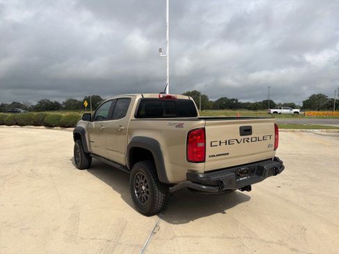 Used 2022 Chevrolet Colorado ZR2 w/ Colorado ZR2 Bison Edition AWD/4WD image 13