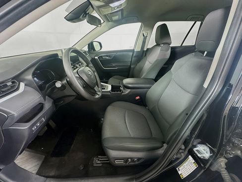 Used 2024 Toyota RAV4 XLE image 13