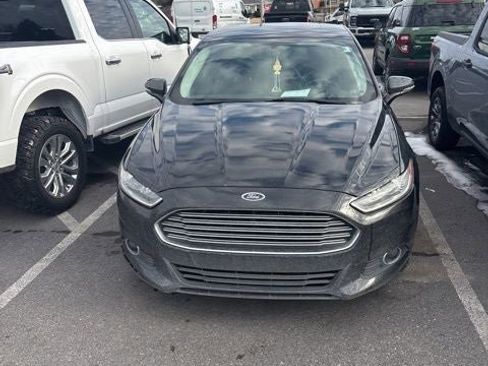 Used 2014 Ford Fusion SE w/ Equipment Group 202A image 10