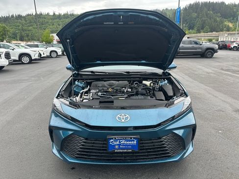 Certified 2025 Toyota Camry LE w/ Convenience Package AWD/4WD image 5