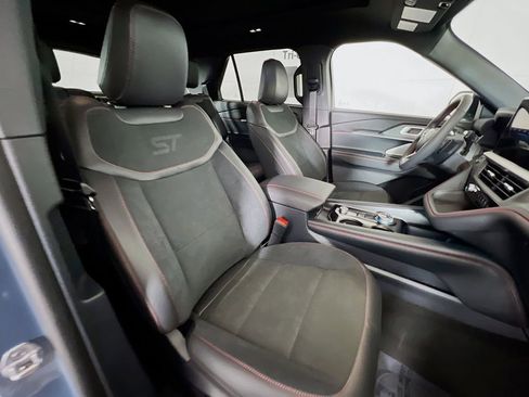 New 2026 Ford Explorer ST w/ Sun And Sound Package image 16