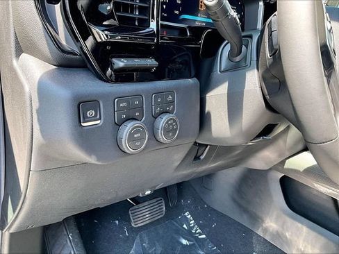 New 2026 Chevrolet Silverado 2500 ZR2 w/ LPO, Dark Essentials Package AWD/4WD image 27