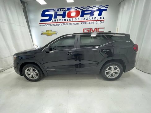 Used 2023 GMC Terrain SLE AWD/4WD image 9