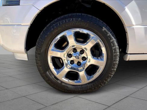 Used 2013 Ford Expedition EL Limited image 10