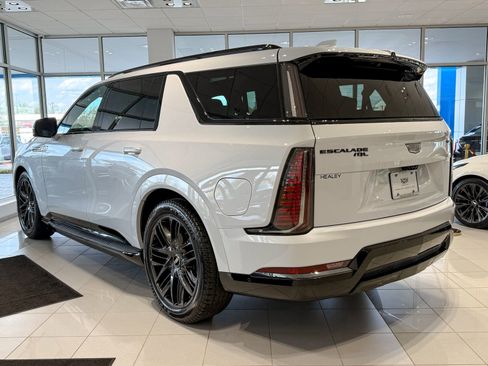 New 2026 Cadillac Escalade IQL Sport 1 w/ LPO, ONYX Package image 5